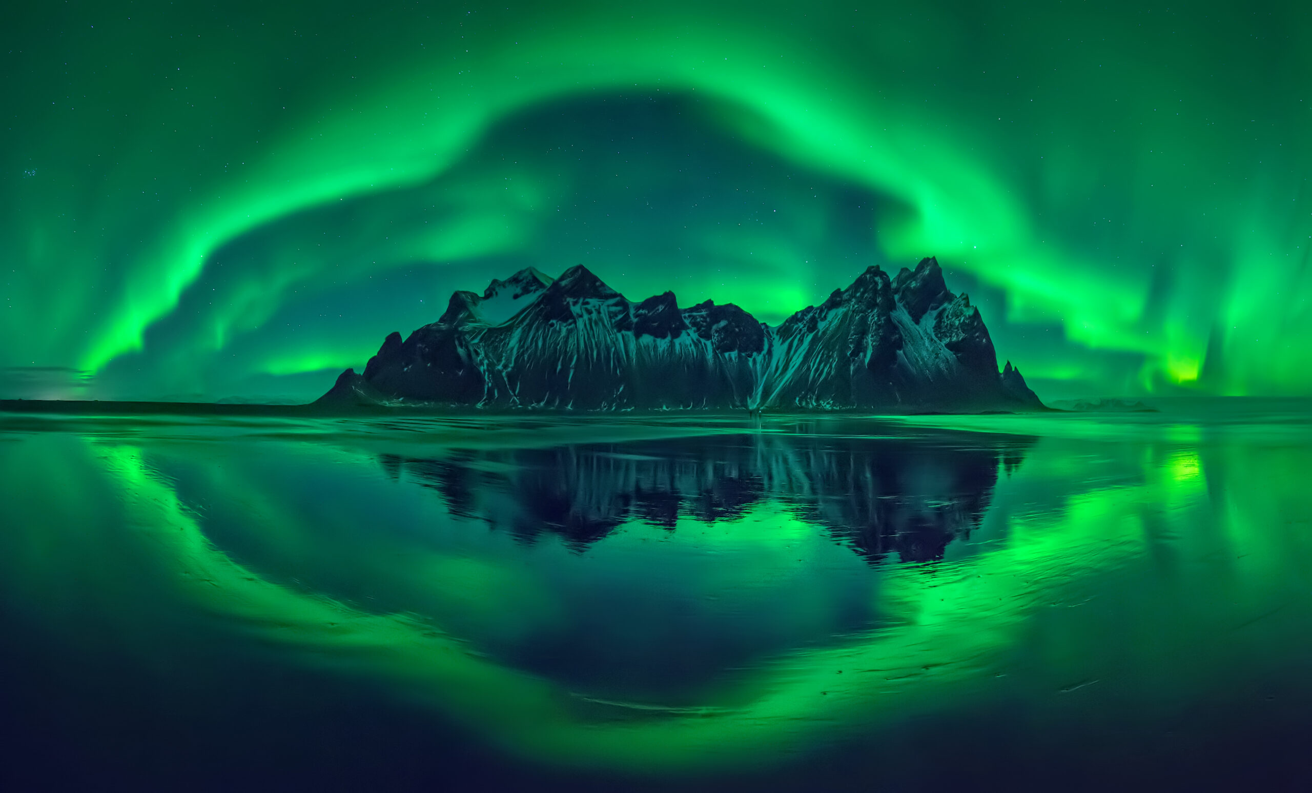 Vestrahorn aurora