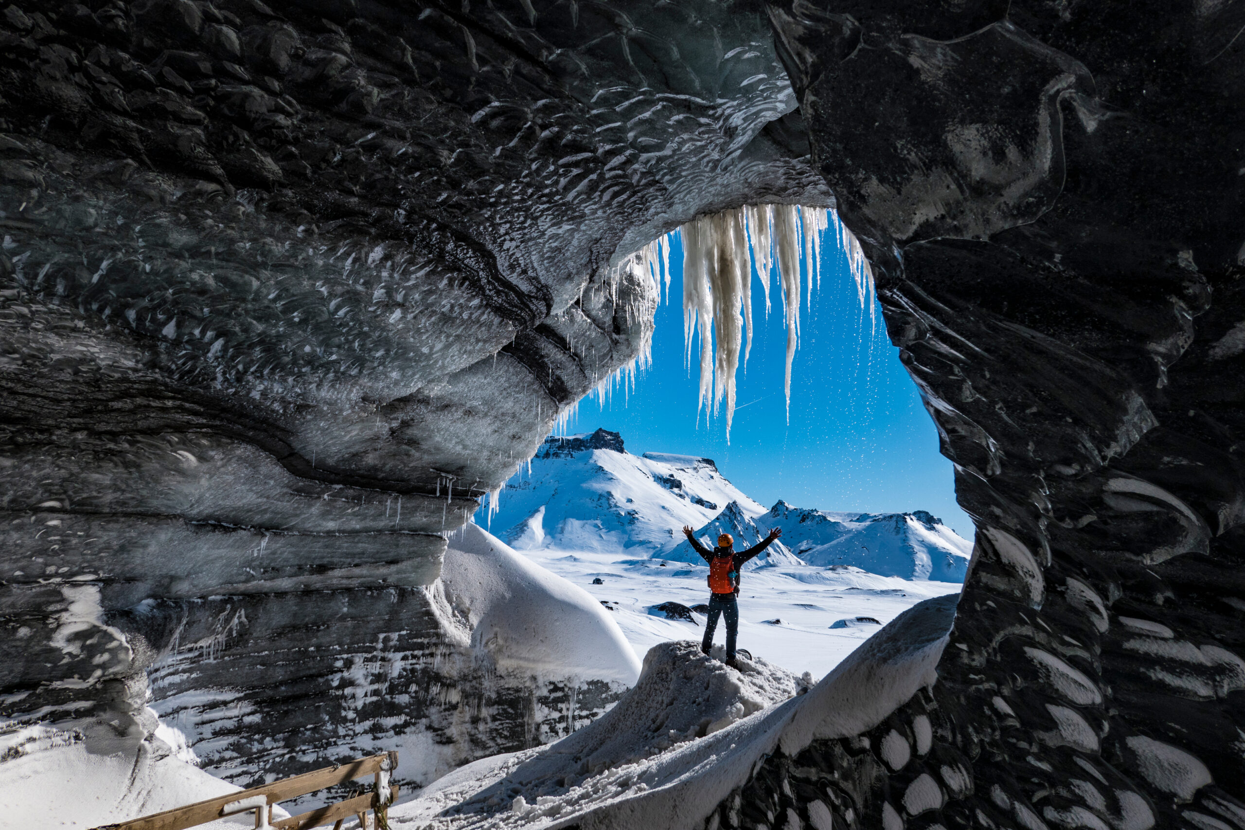 Glacier,Ice,Cave,In,Iceland