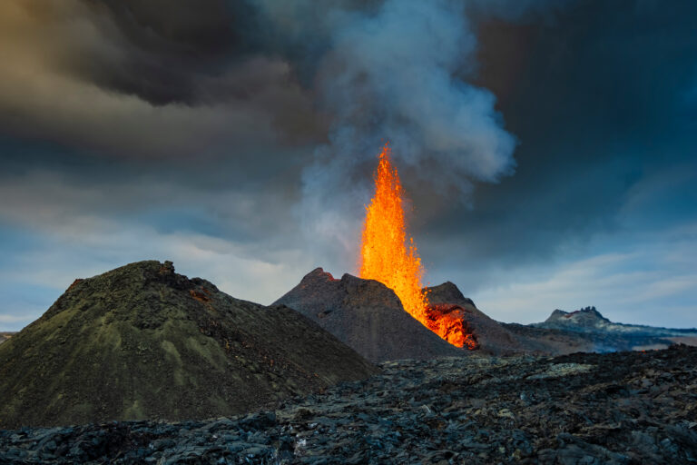 Iceland,Volcano,Volcanic,Eruption,With,Lava,At,Fagradalsfjall,,Reykjanes,Peninsula